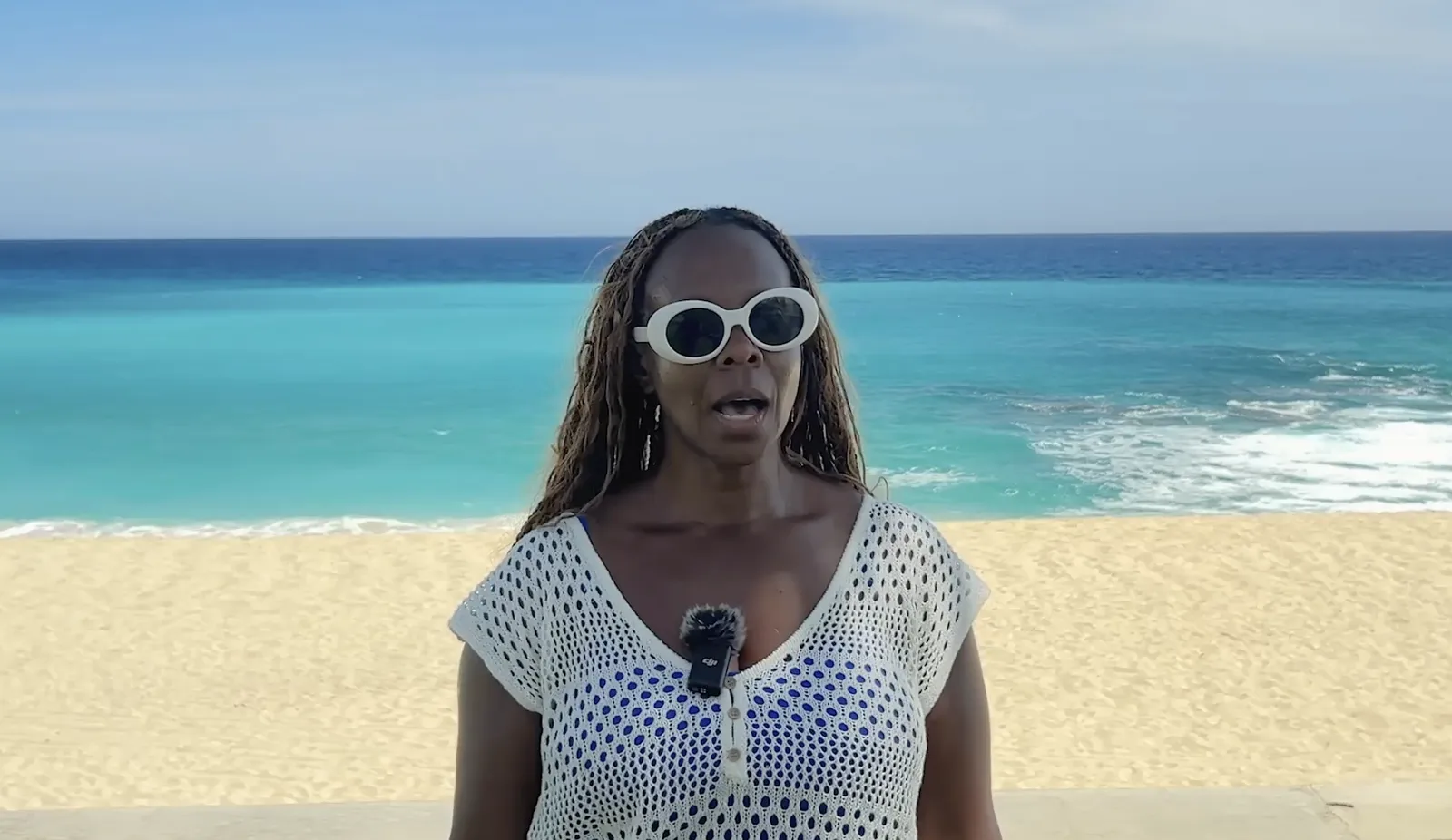 Guest testimonial video thumbnail: best beachfront resort in Los Cabos